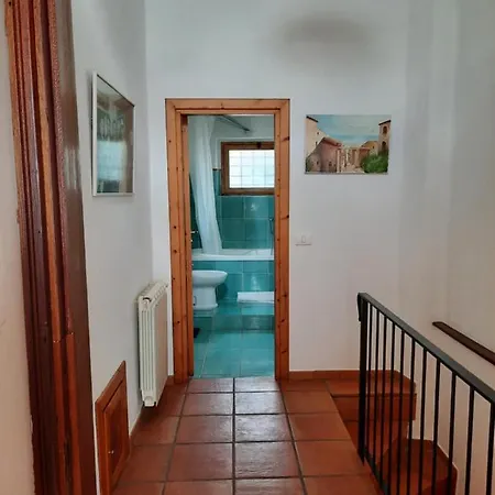 La Torre Da Luigi Inn Santa Domenica Talao